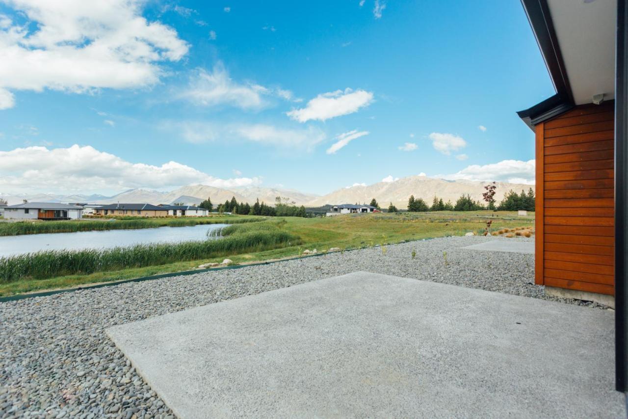 Bluebird Apartment Лейк Текапо Екстериор снимка