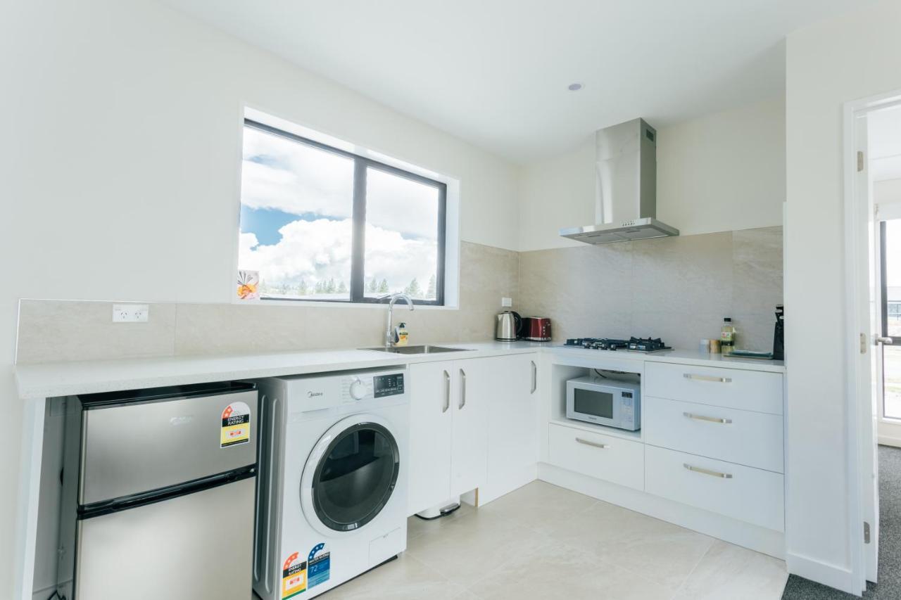 Bluebird Apartment Лейк Текапо Екстериор снимка